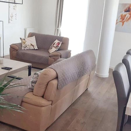 Modern Apartment In Cureghem Anderlecht 134 M² + Terrace Brussel Buitenkant foto